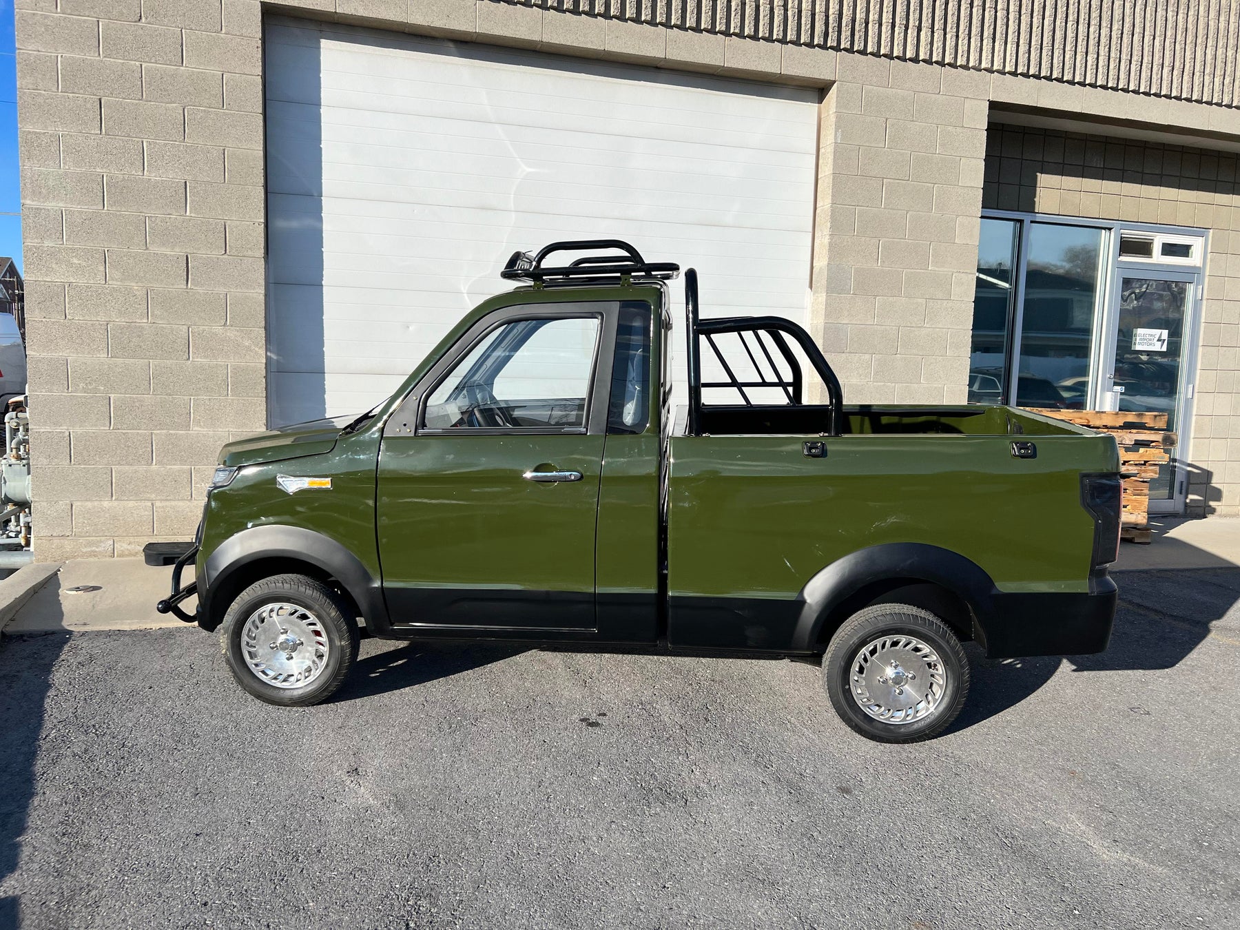 Pak Yak Pro $11,250. ( $250 Deposit) – Electric Import Motors